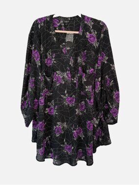 Torrid Harper Blouse Size 6X NWT Black Purple Roses Spiderweb Gothic Plus Size T